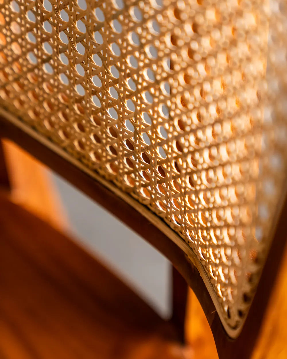 Silla Ibu en Madera Teca y Ratán