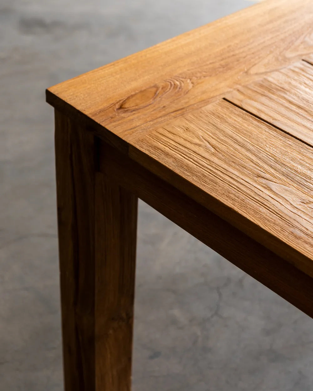 Mesa de Comedor Rotan en Madera Teca