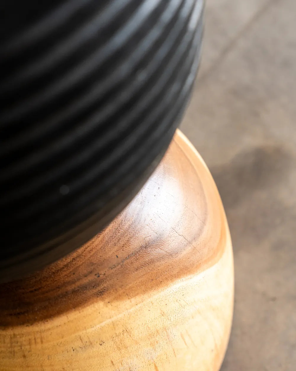 Stool Asmar en Madera Suar