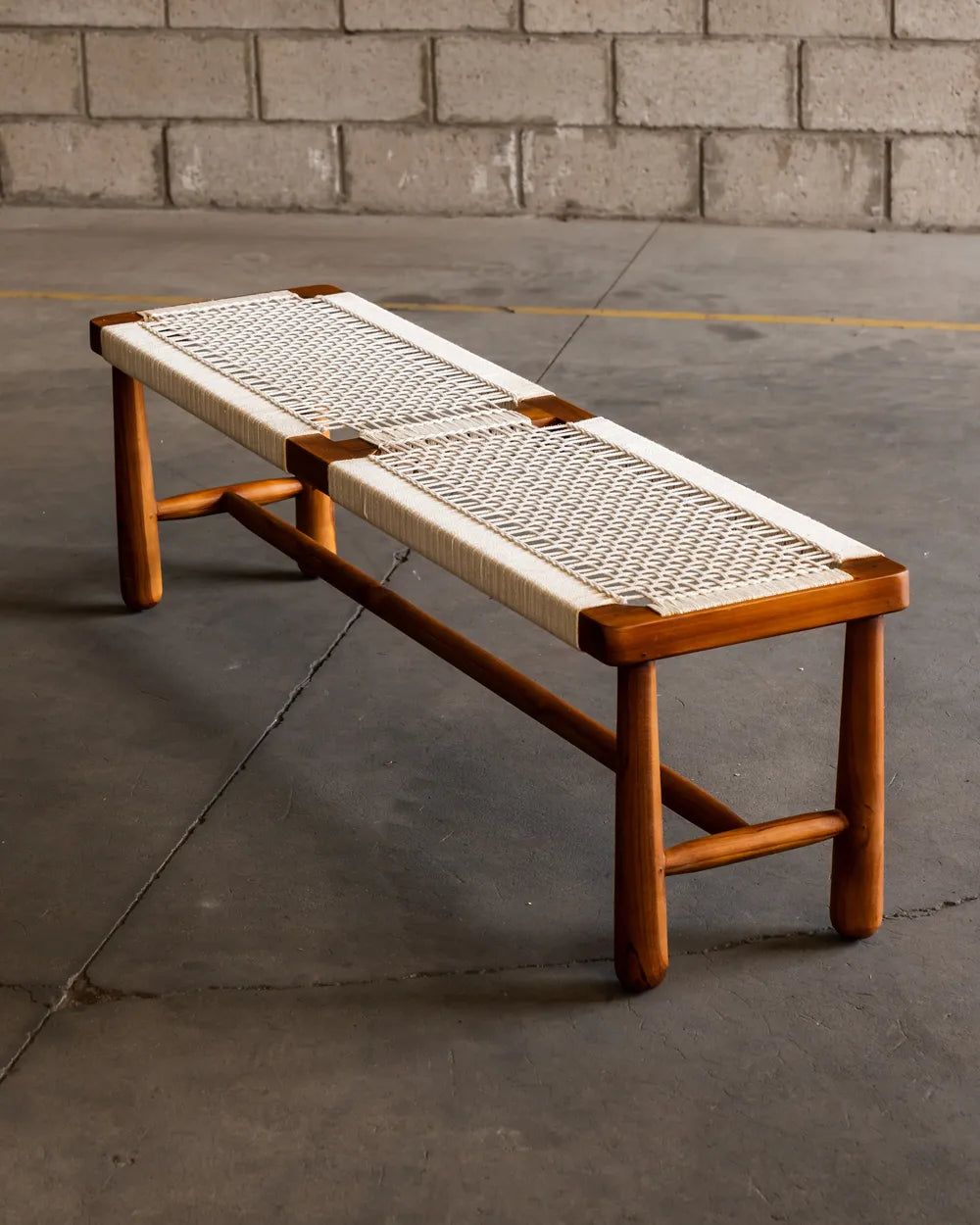 Banco Ramai en Madera Teca y Macramé - Small