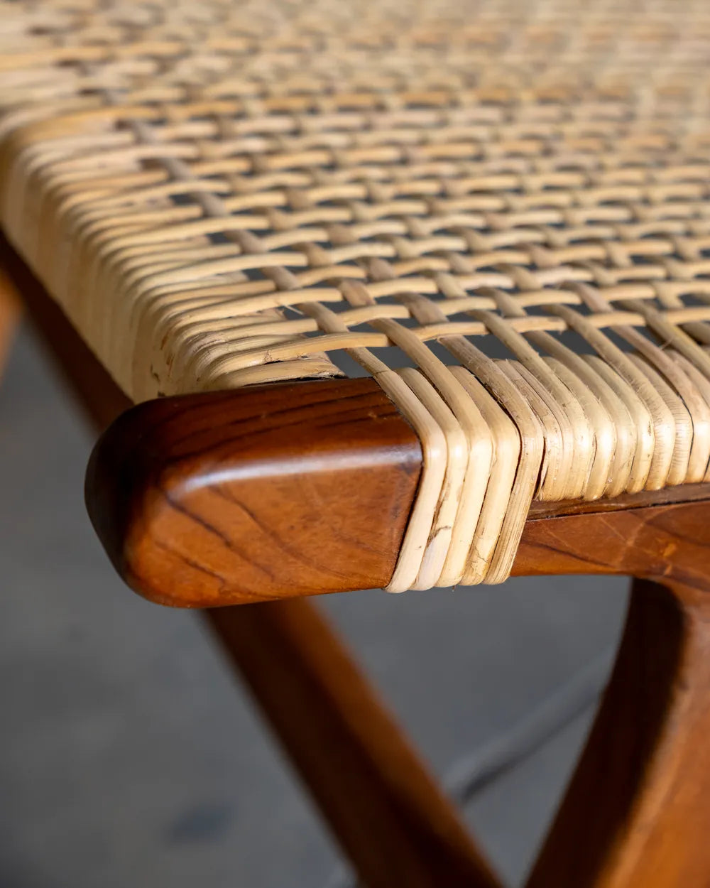 Sillón Tulus en Madera Teca y Ratán