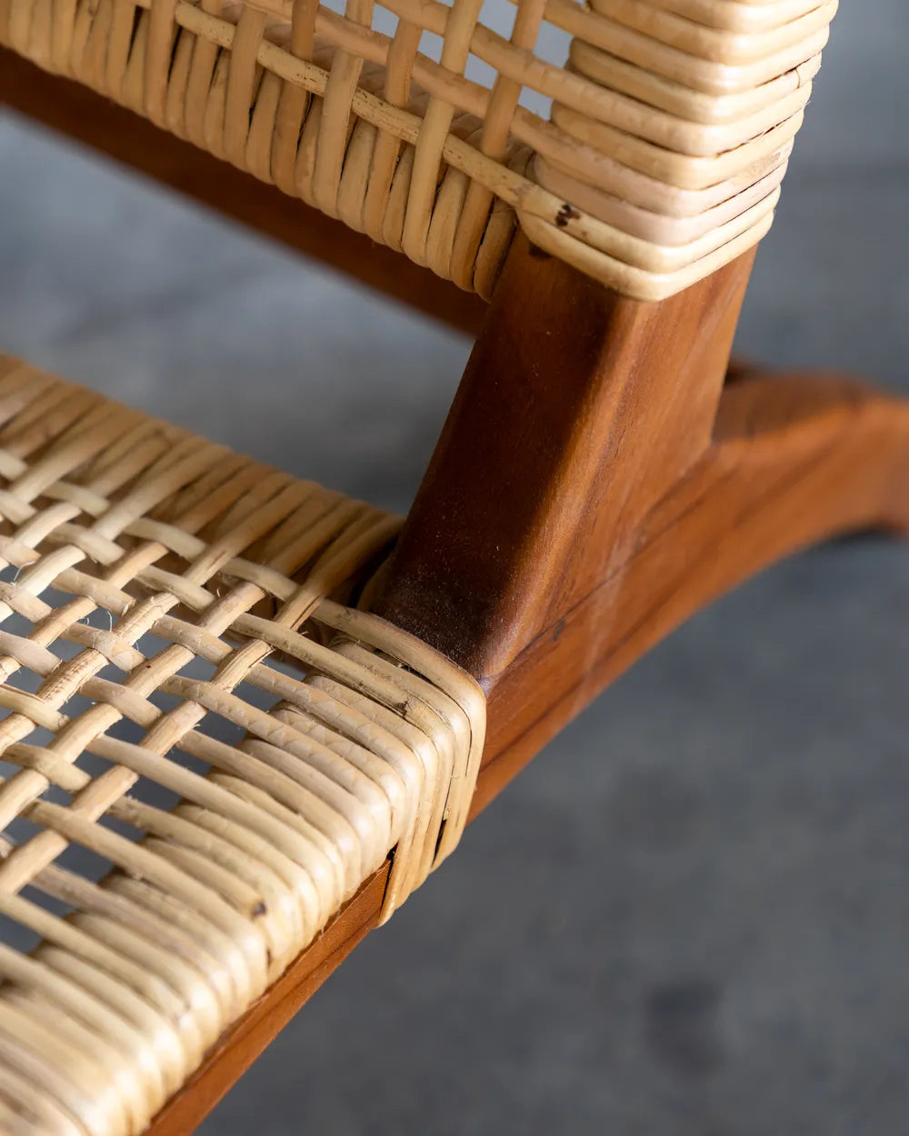 Sillón Tulus en Madera Teca y Ratán