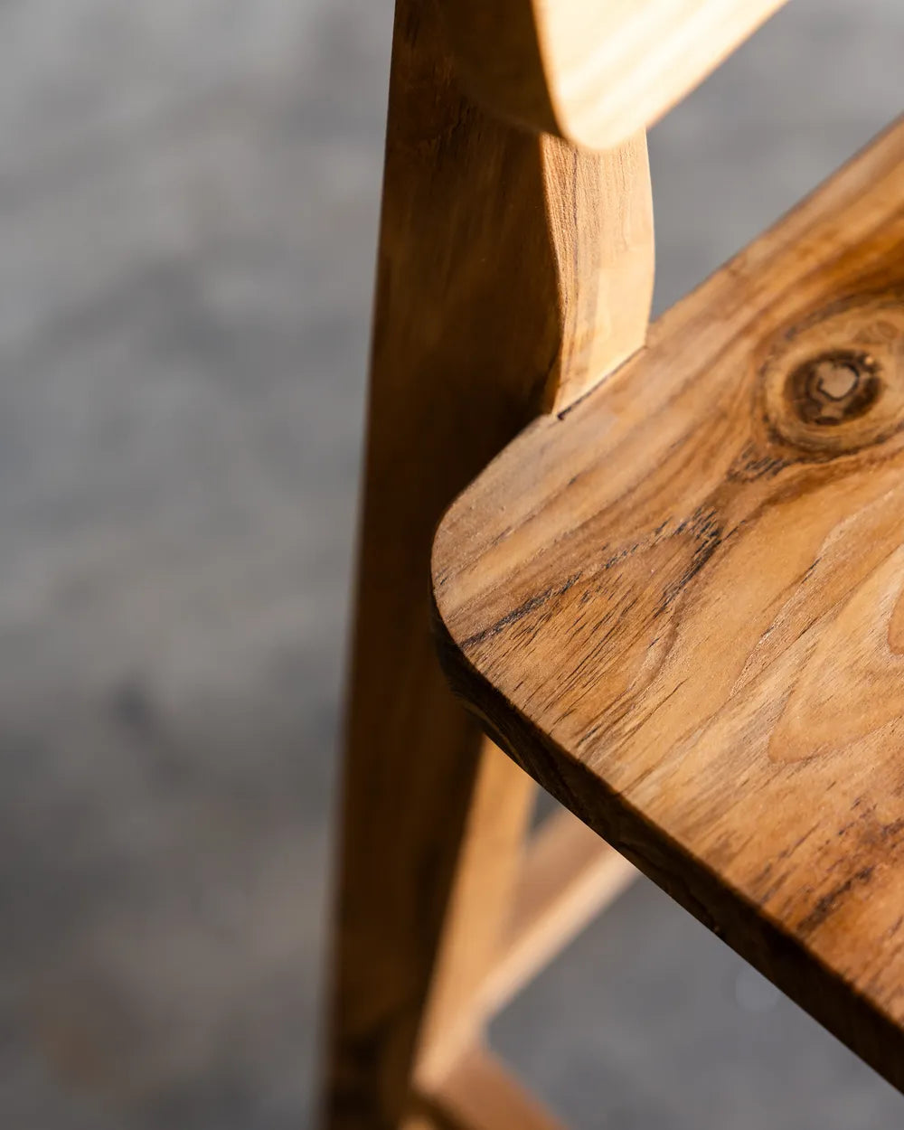 Banqueta Alta Tepi en Madera Teca y Ratán