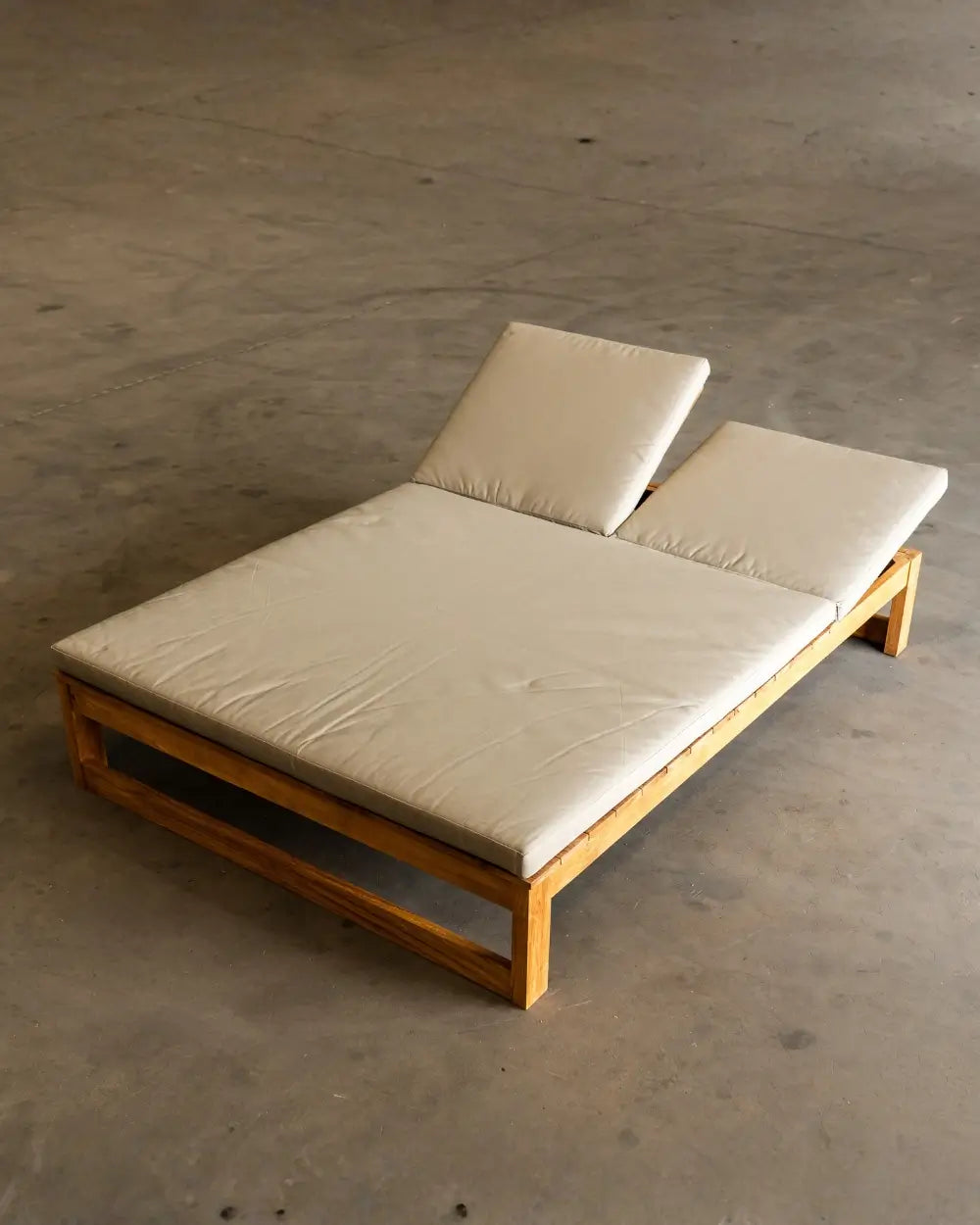 Reposera Akar Doble en Madera Teca