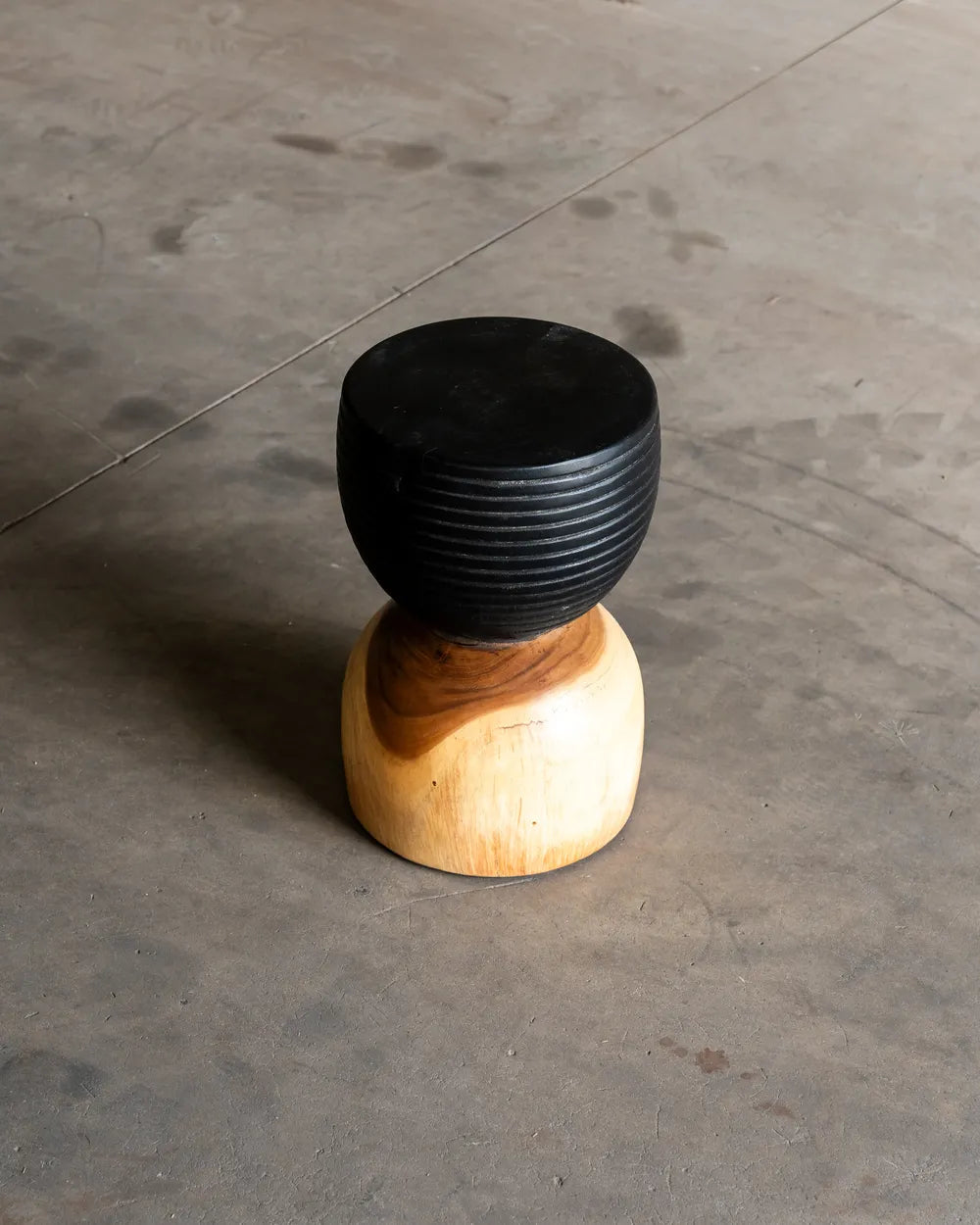 Stool Asmar en Madera Suar