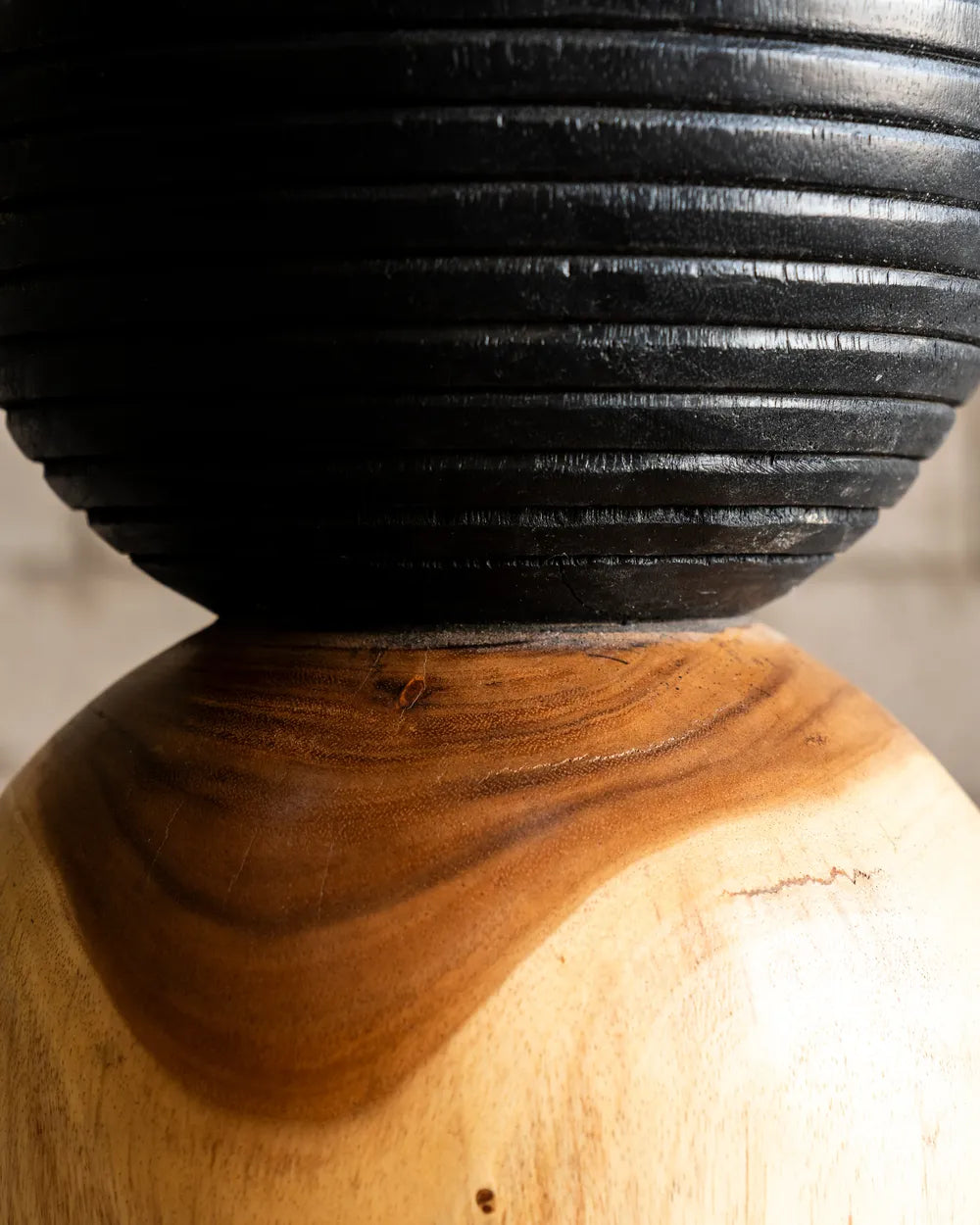Stool Asmar en Madera Suar