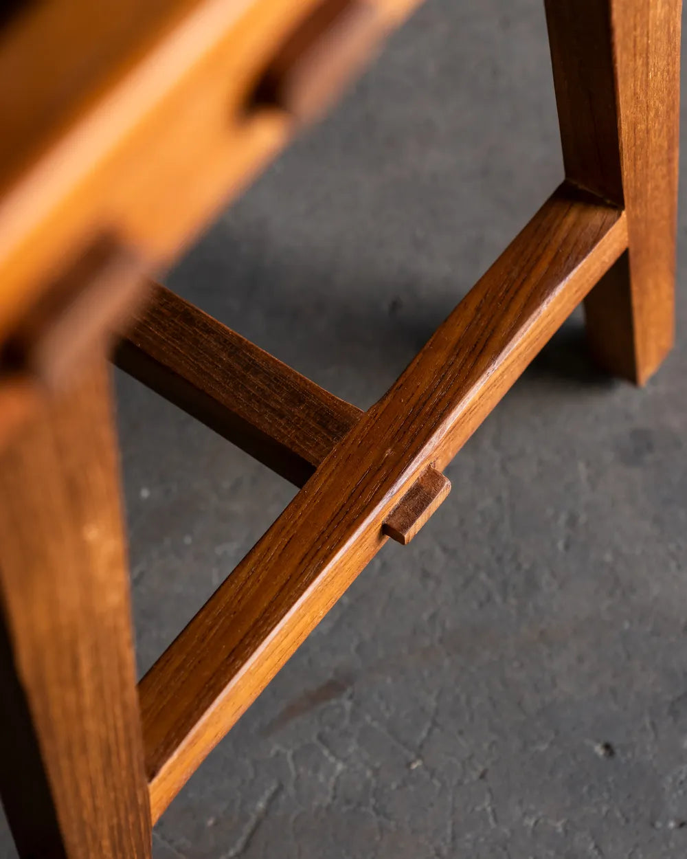 Banco Ombak en Tejido y Madera - Large