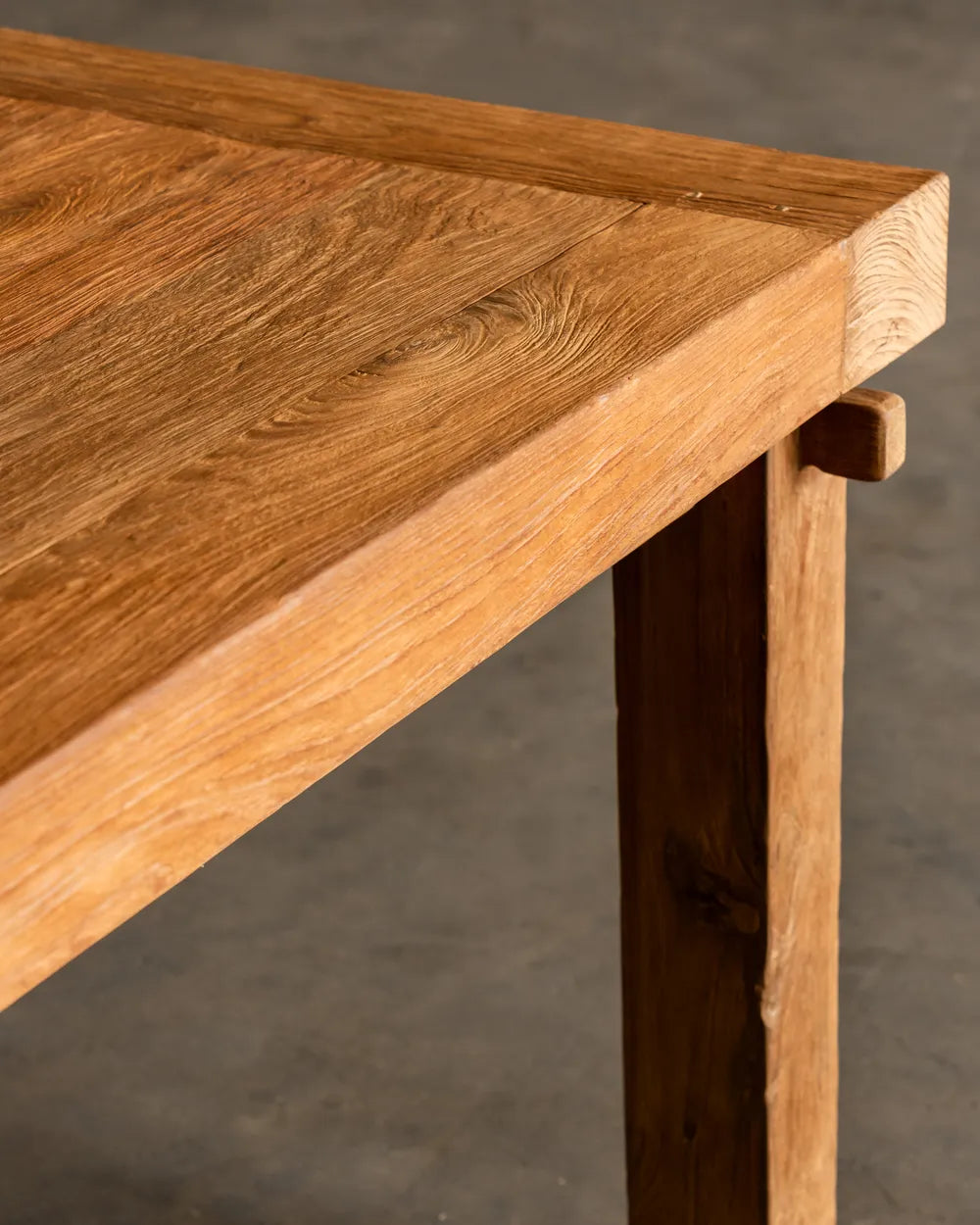 Mesa de Comedor Rustika en Madera Teca