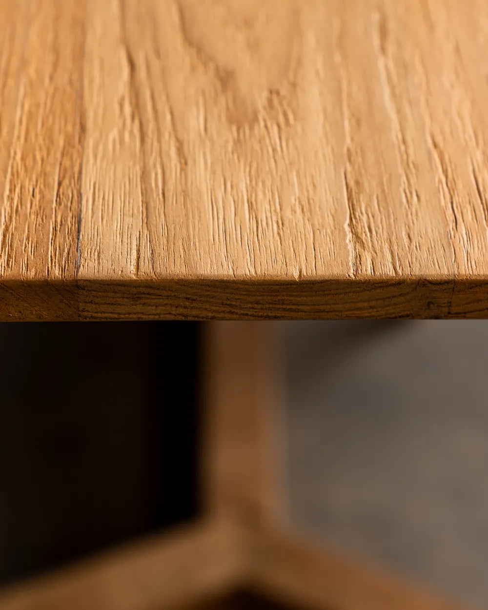 Mesa de Comedor Tiga en Madera Teca