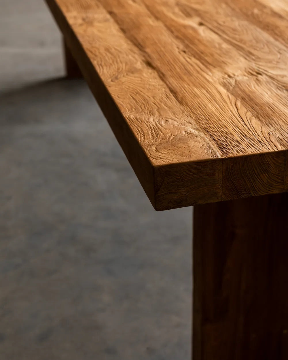 Mesa de Comedor Saya en Madera Teca