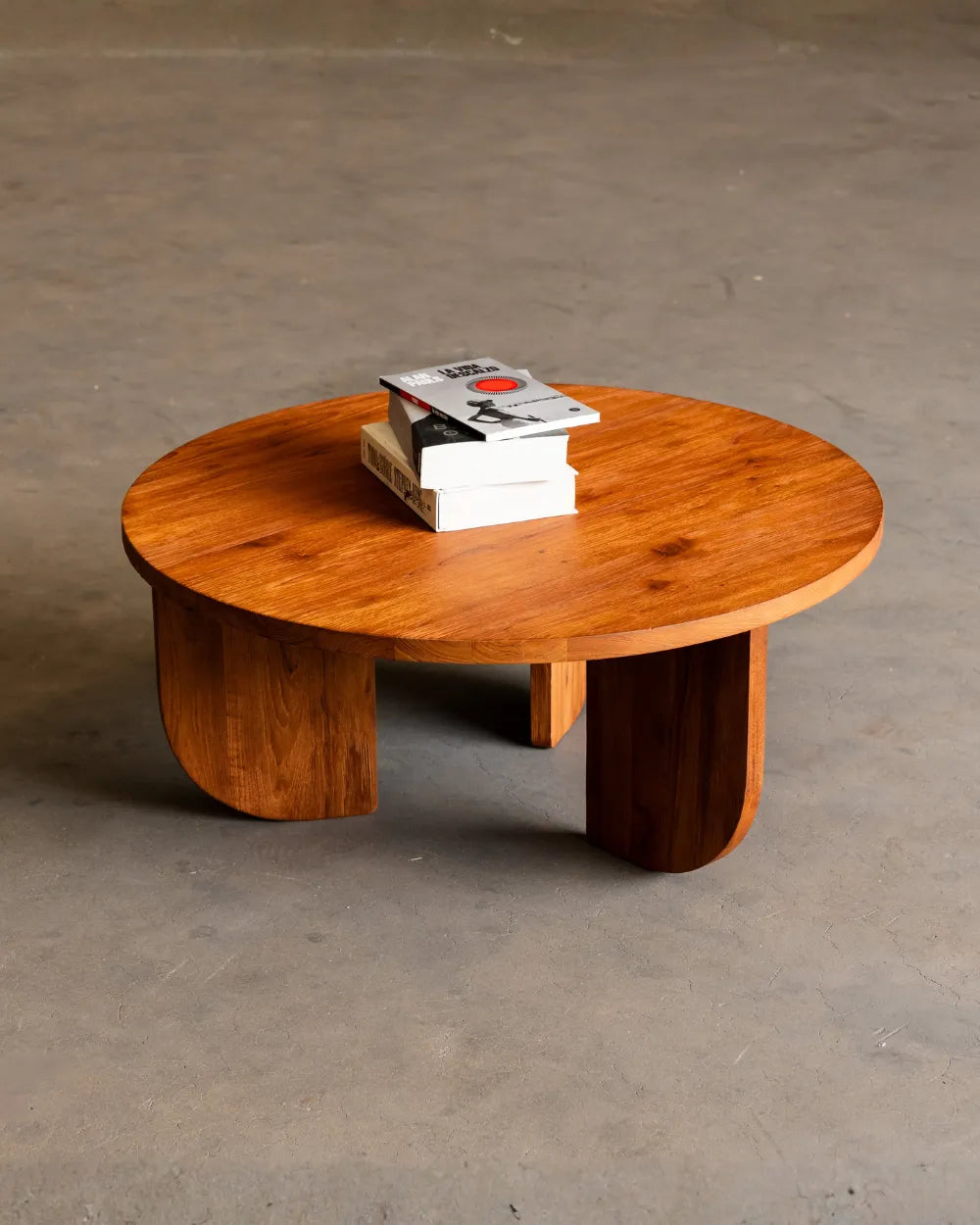 Mesa Ratona Batu en Madera Teca - Round